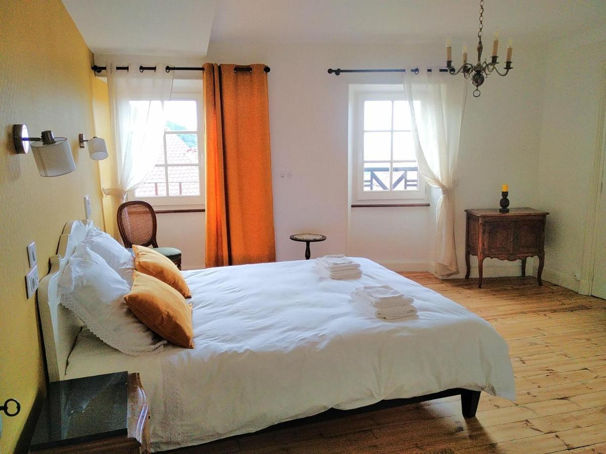 Gîte de la chapelle, au coeur de la cité médiévale Allègre Esterno foto